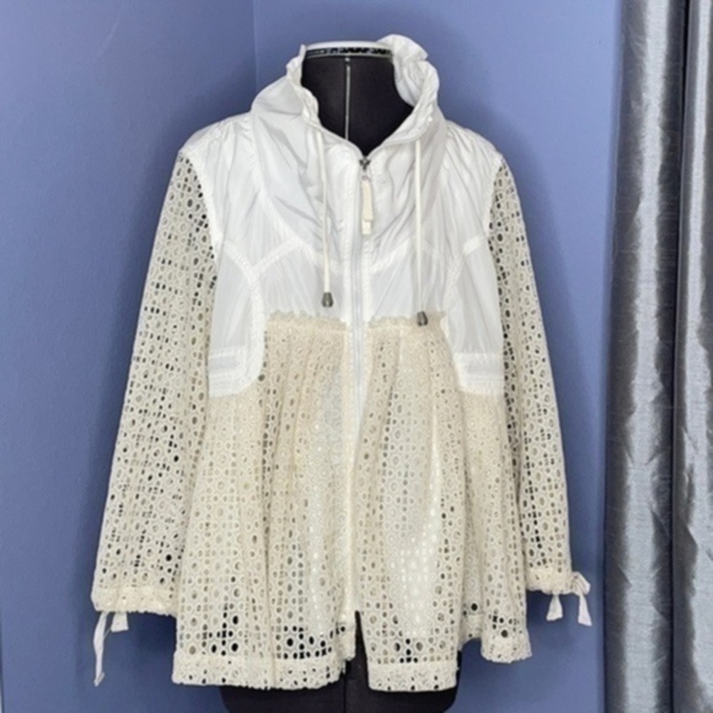 Anthropologie Jacket Medium jacket ivory and white eyelet